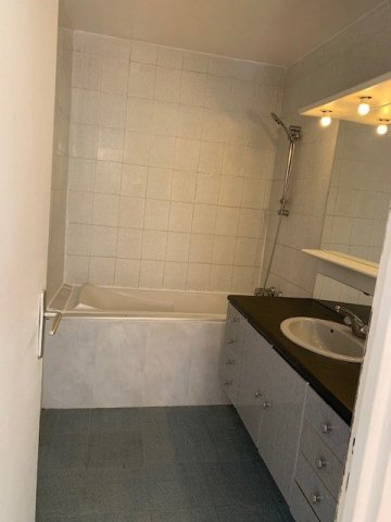 Location Appartement  3 pices - 70m 75015 Paris