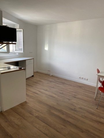 Location Appartement  1 pièce (studio) - 22m² 75017 Paris