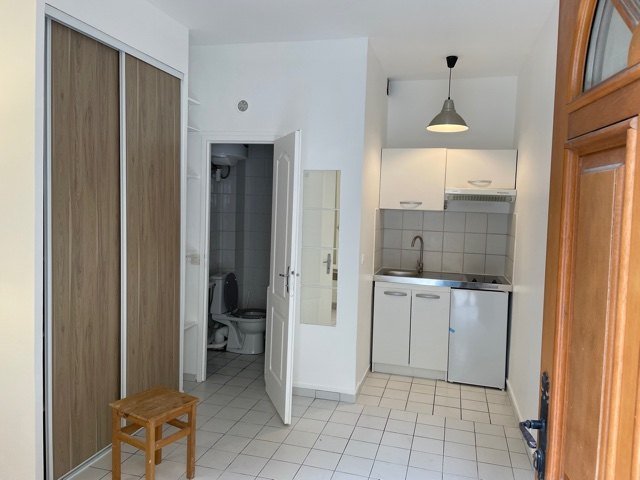 Location Appartement  1 pièce (studio) - 14m² 92300 Levallois-perret