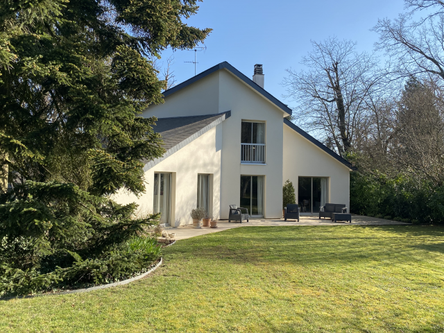 Vente Maison  7 pices - 211m 77310 Saint-fargeau-ponthierry